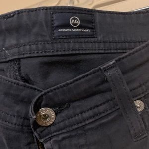 Men’s AG ‘The Graduate’ cut chino in Navy